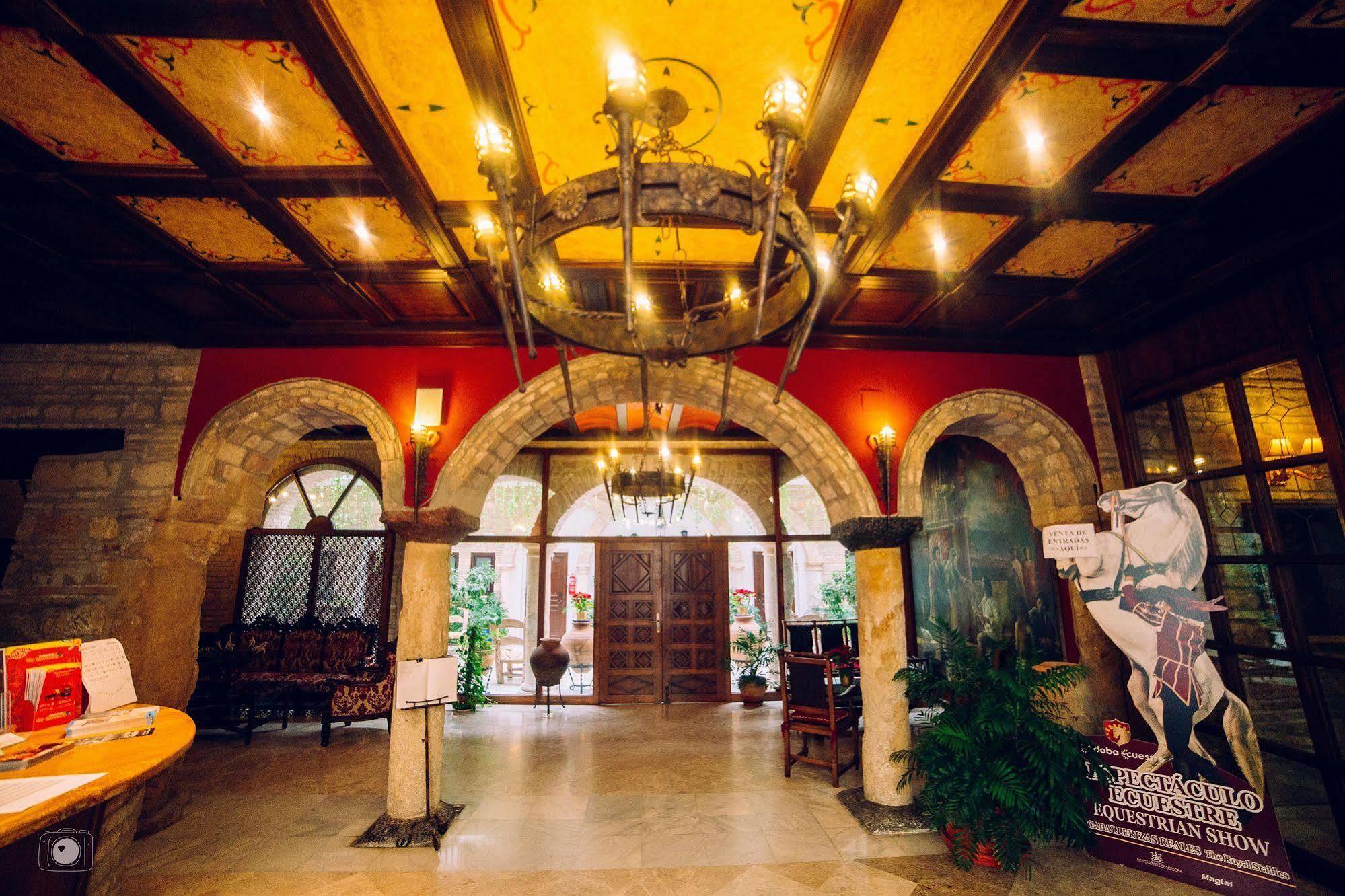 Hotel Posada De Vallina By Mira Кордова Экстерьер фото